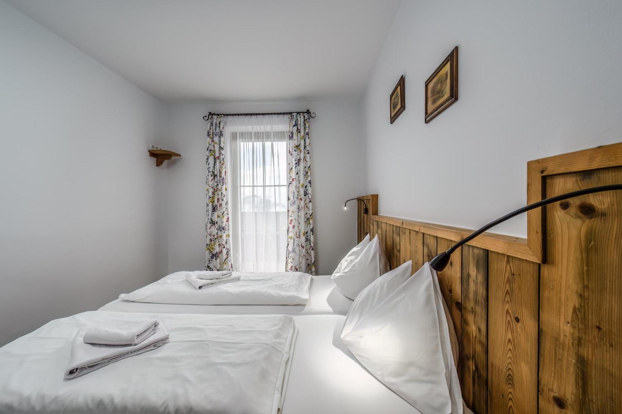 Das Eulersberg Apartments & Chalets Верфенвенг Номер фото