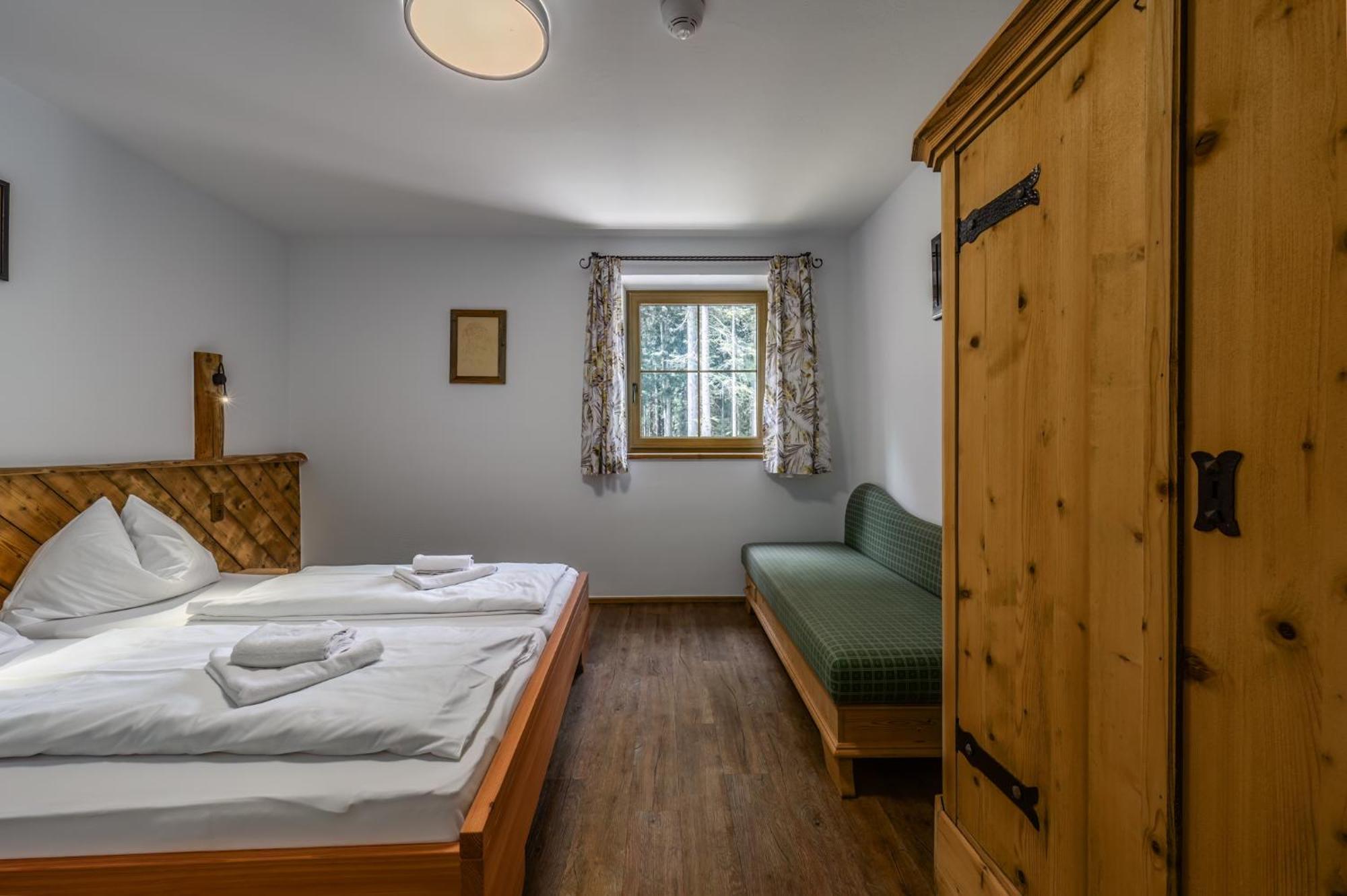 Das Eulersberg Apartments & Chalets Верфенвенг Номер фото